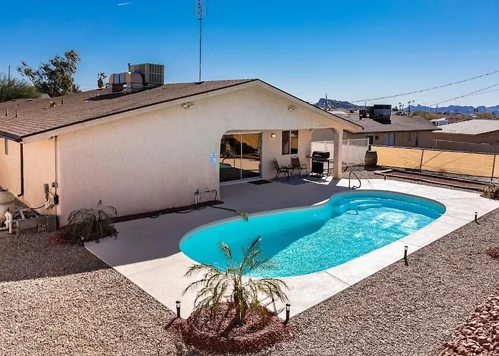 Relax And Unwind - Pool - New - - Spacious Lake Havasu City