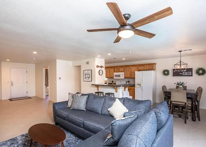 Villa Relax And Unwind - Pool - New - - Spacious Lake Havasu City