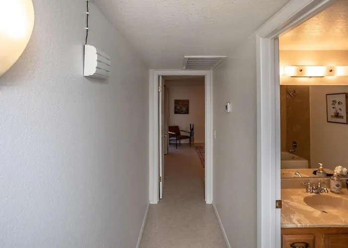 Relax And Unwind - Pool - New - - Spacious Villa Lake Havasu City